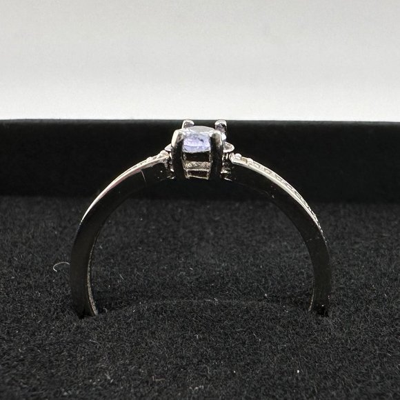 Beautiful Oval Tanzanite Ring with Diamond Accent - Sterling Silver Size 8.25 - Picture 8 of 11